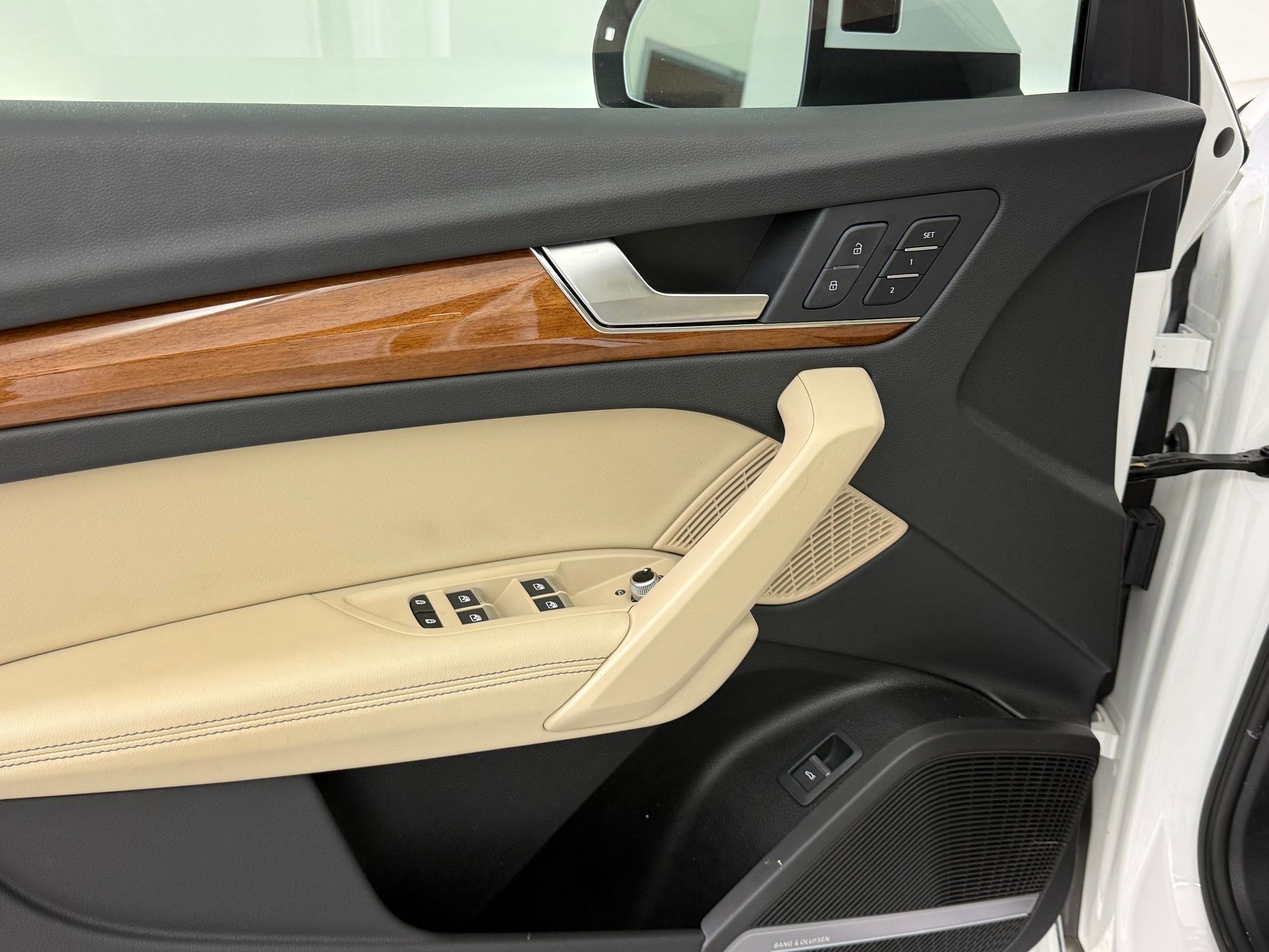 Used 2022 Audi Q5 2.0T Premium Plus w/ Premium Plus Package image 26