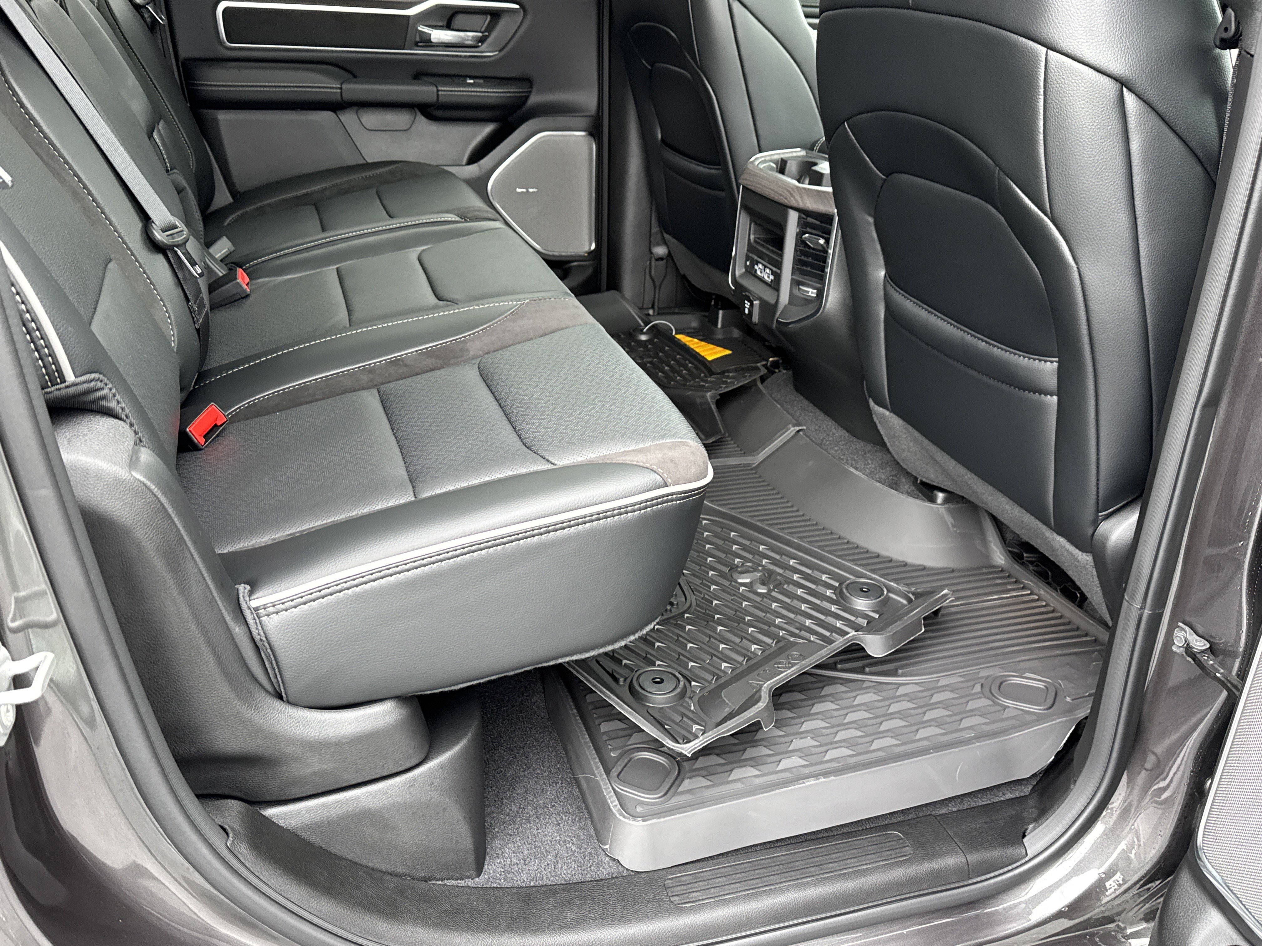 New 2026 RAM 1500 Laramie w/ Night Edition image 21