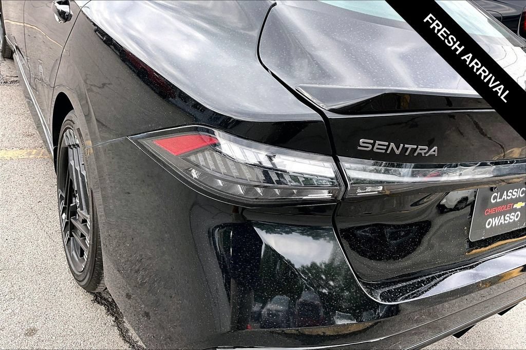 Used 2026 Nissan Sentra SR w/ Floor Mat Package FWD image 22