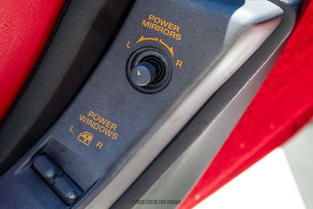 Used 1991 Chevrolet Corvette Convertible RWD image 36