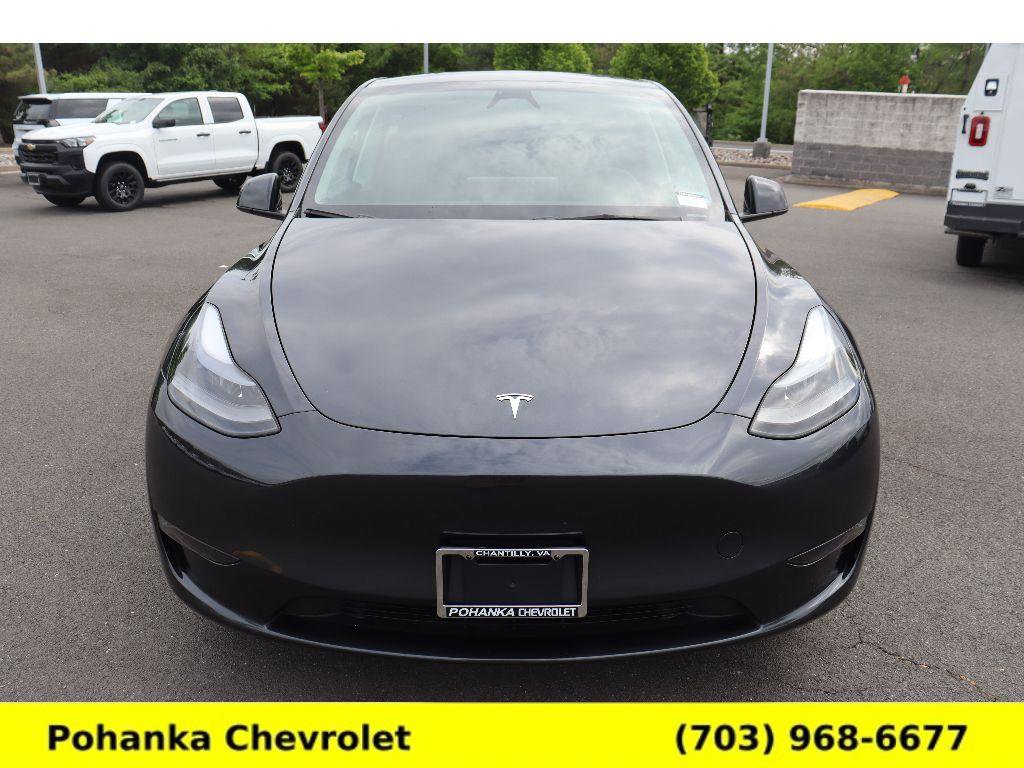 Used 2024 Tesla Model Y Long Range RWD image 2