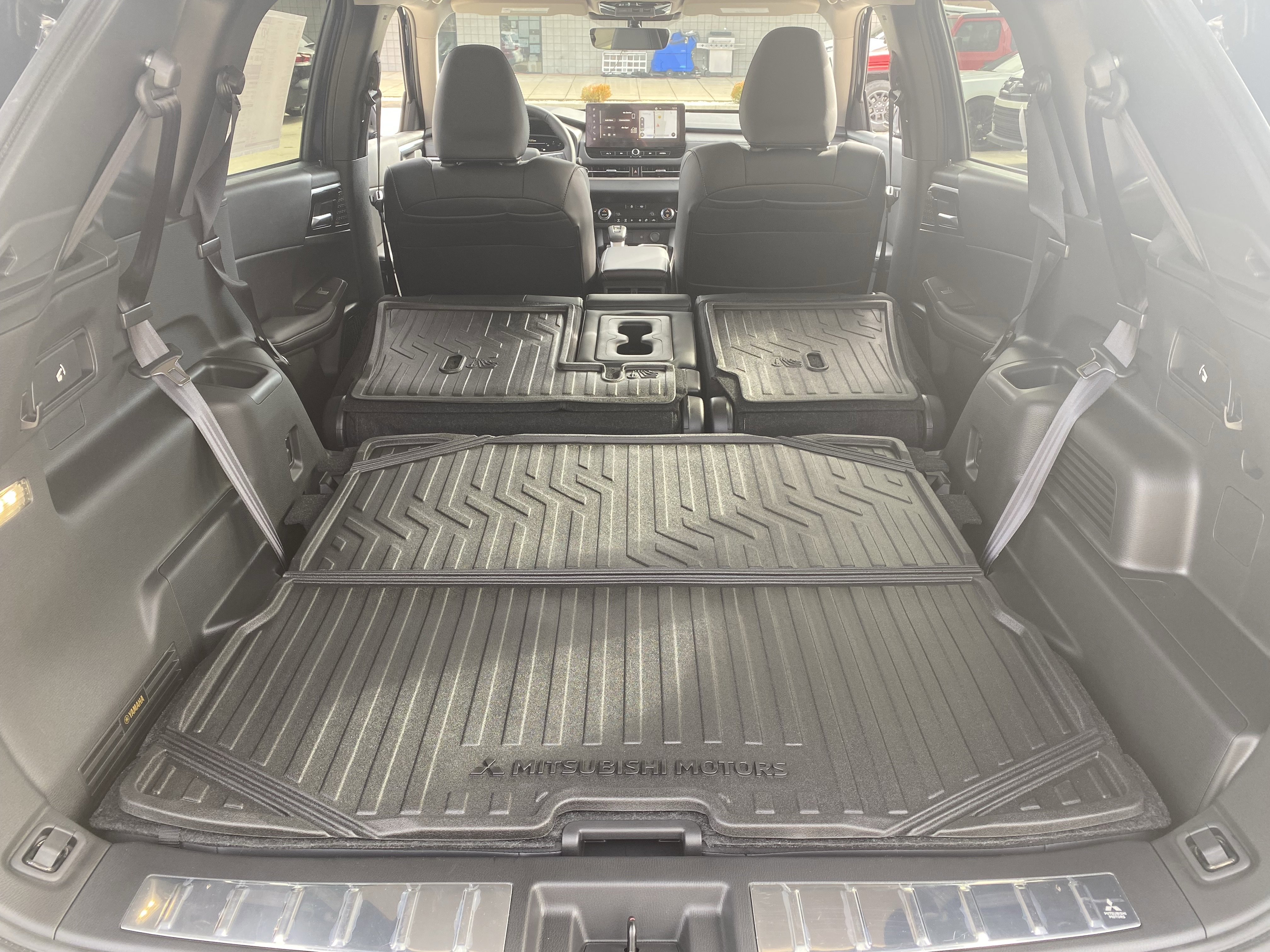 New 2026 Mitsubishi Outlander SE image 29