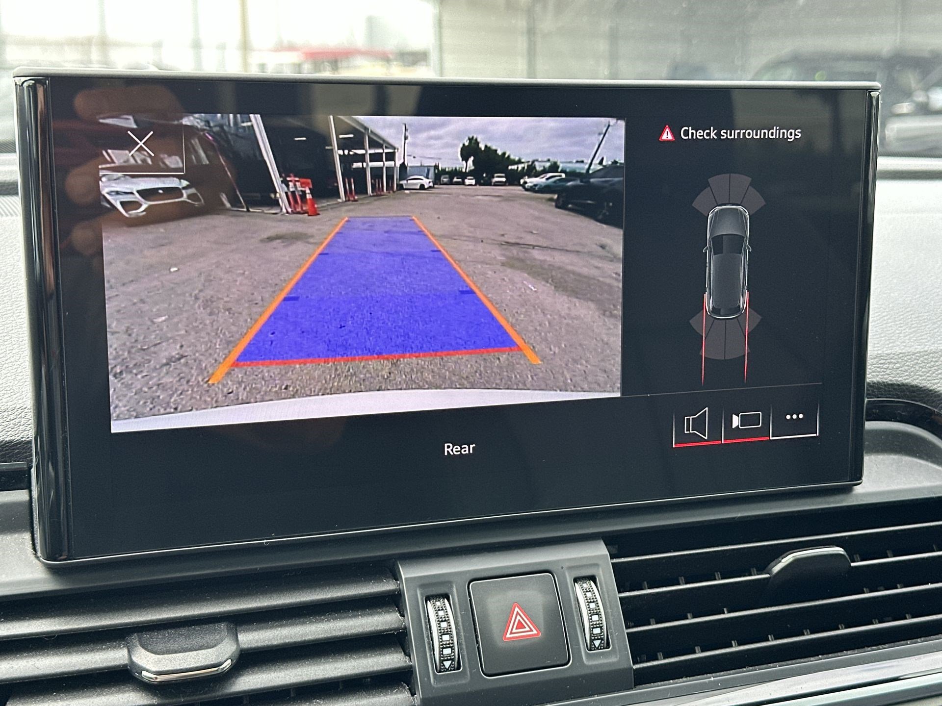 Used 2025 Audi Q5 2.0T Premium image 23