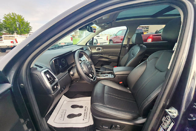 Used 2023 Kia Sorento SX AWD/4WD image 15