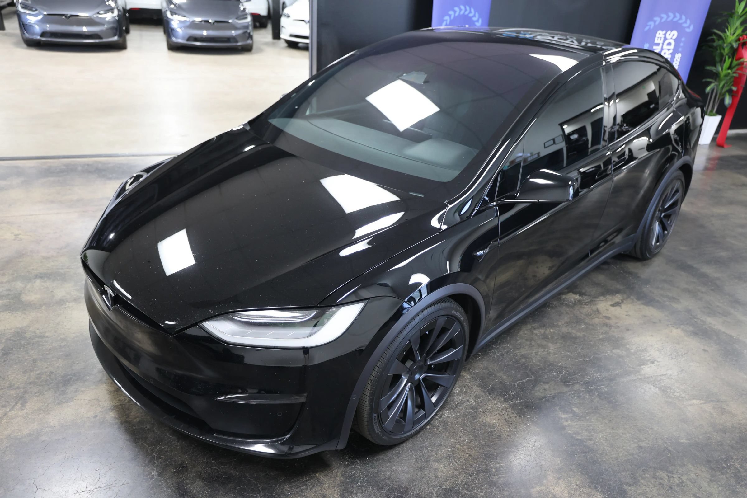 Used 2022 Tesla Model X AWD/4WD image 16