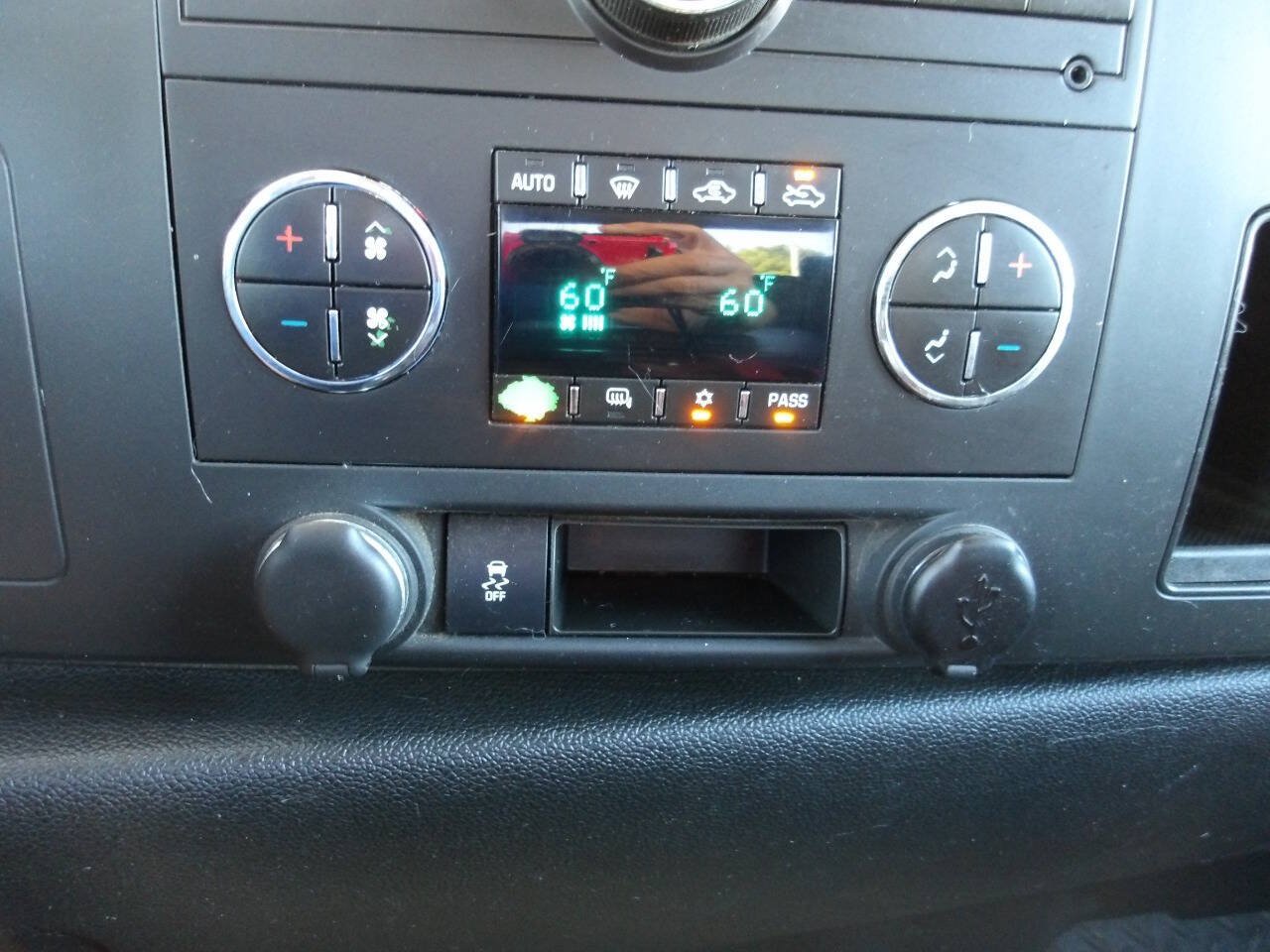 Used 2012 Chevrolet Silverado 1500 LT w/ All-Star Edition AWD/4WD image 13