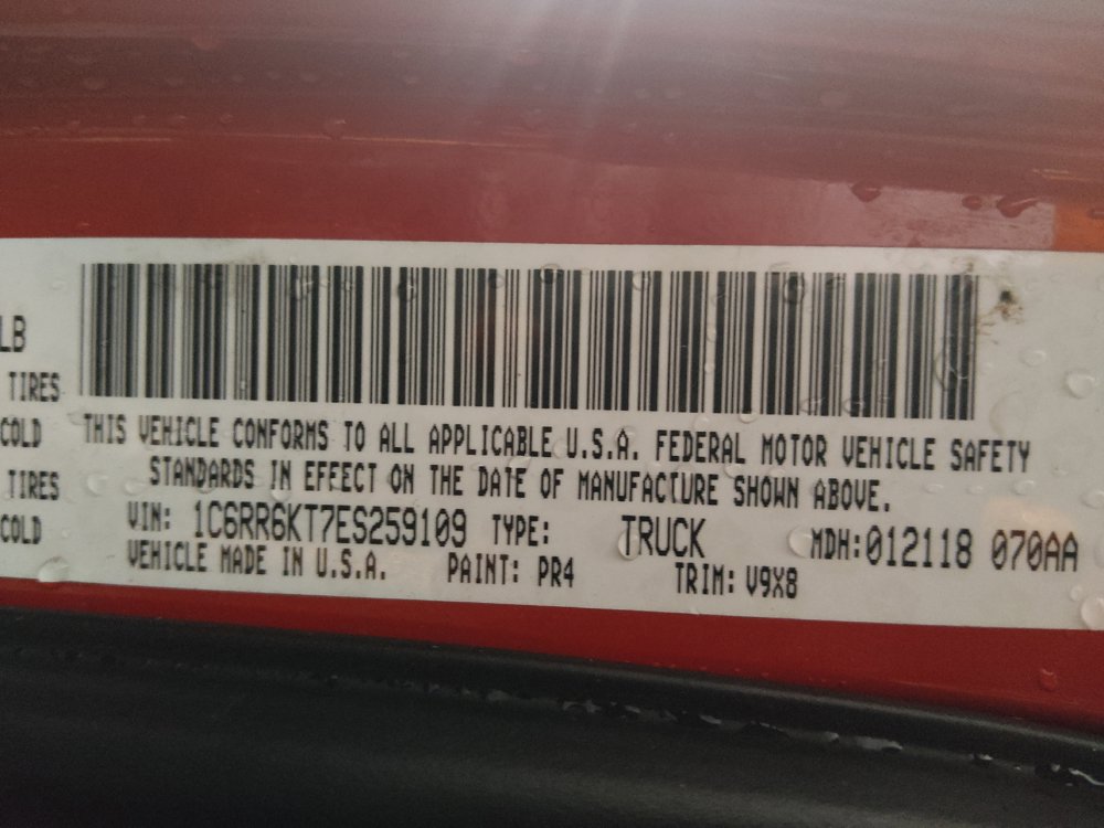 Used 2014 RAM 1500 Express RWD image 33