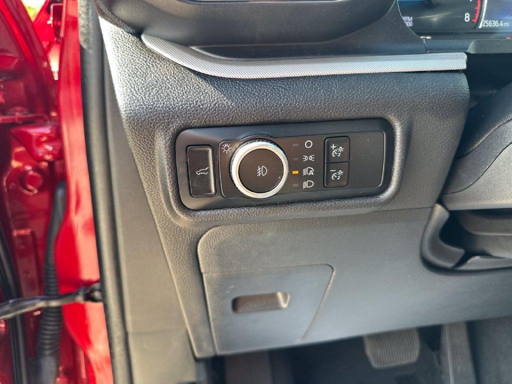 Used 2023 Ford Explorer XLT w/ Equipment Group 202A RWD image 20