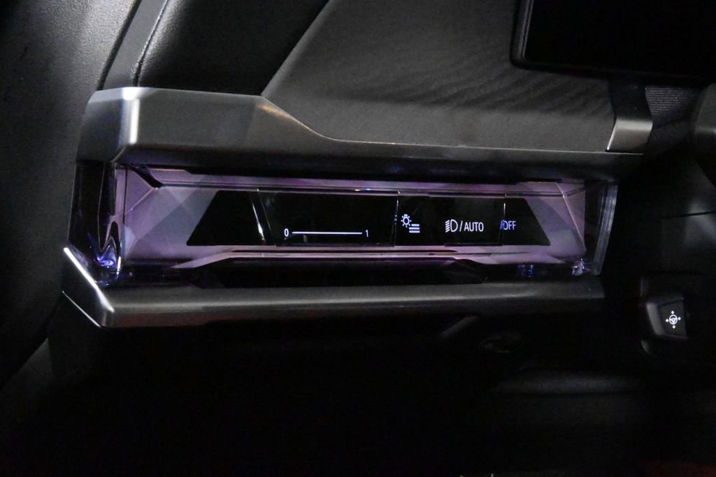 New 2026 BMW 740i xDrive image 26