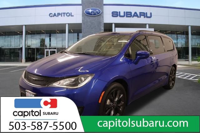 Used 2019 Chrysler Pacifica Touring Plus w/ S Appearance Package FWD image 7