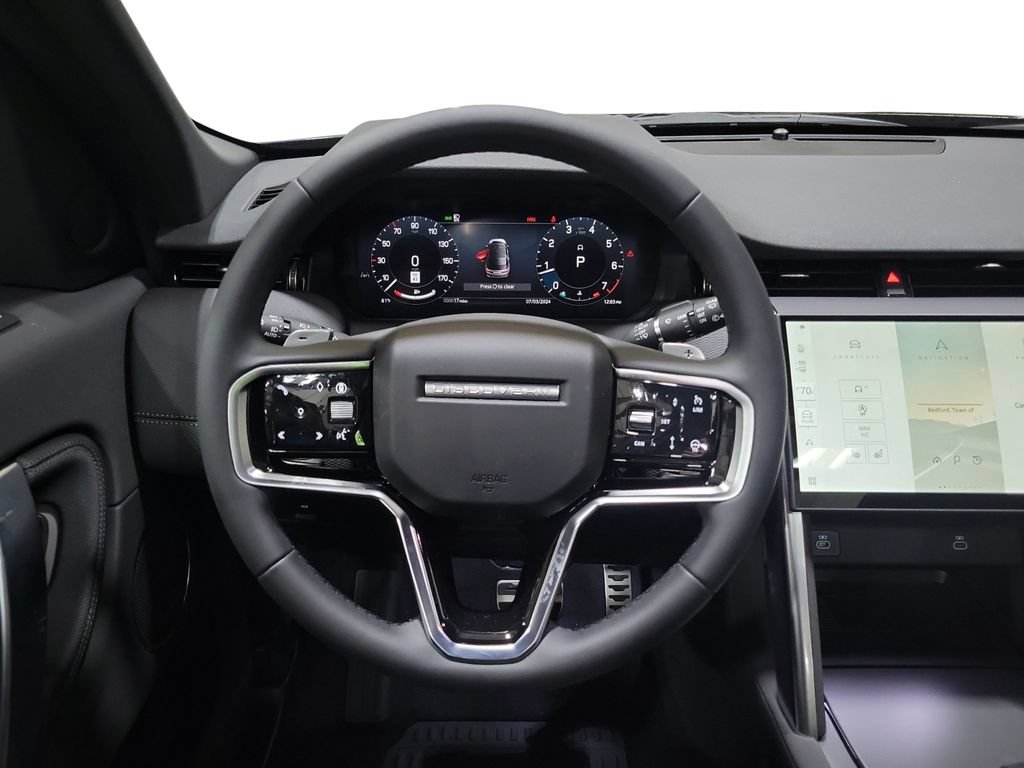 Used 2024 Land Rover Discovery Sport Dynamic SE AWD/4WD image 24