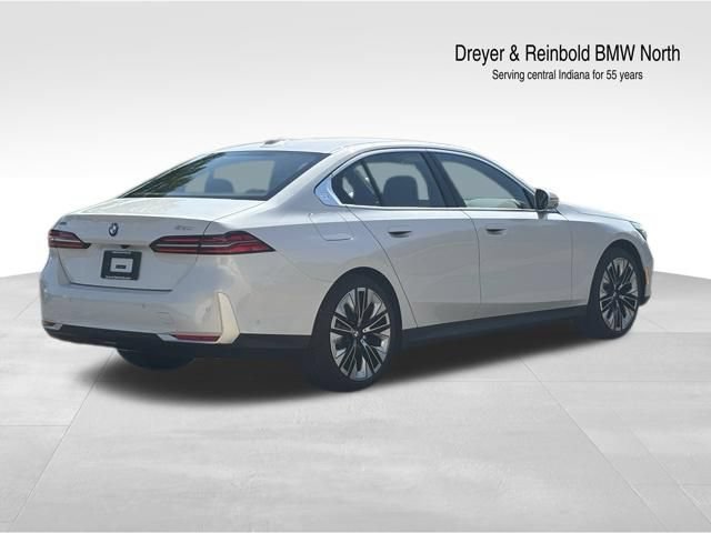 New 2027 BMW 530i xDrive w/ Premium Package AWD/4WD image 7