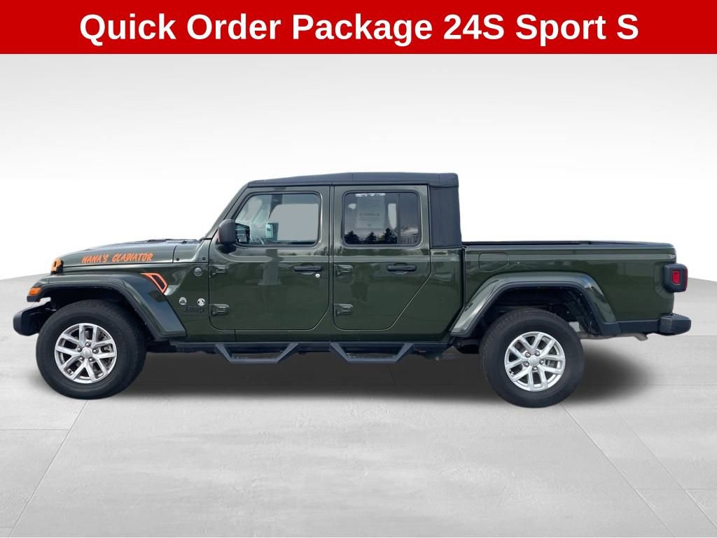 Used 2023 Jeep Gladiator Sport video 2