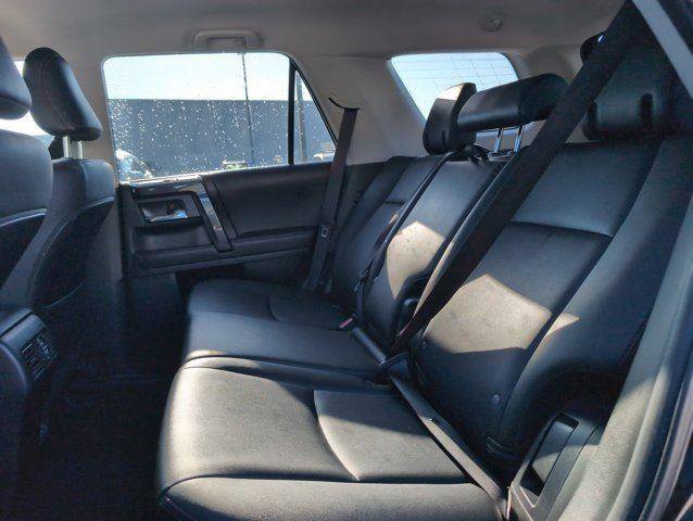 Used 2024 Toyota 4Runner TRD Off-Road Premium image 27