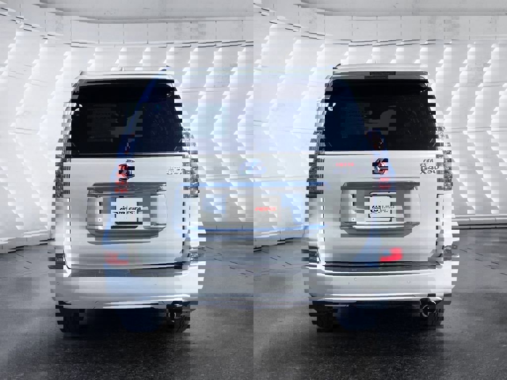 Used 2022 Lexus GX 460 Premium w/ Premium Package image 5