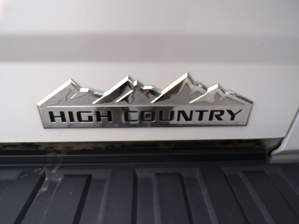 Used 2017 Chevrolet Silverado 1500 High Country w/ High Desert Package AWD/4WD image 17