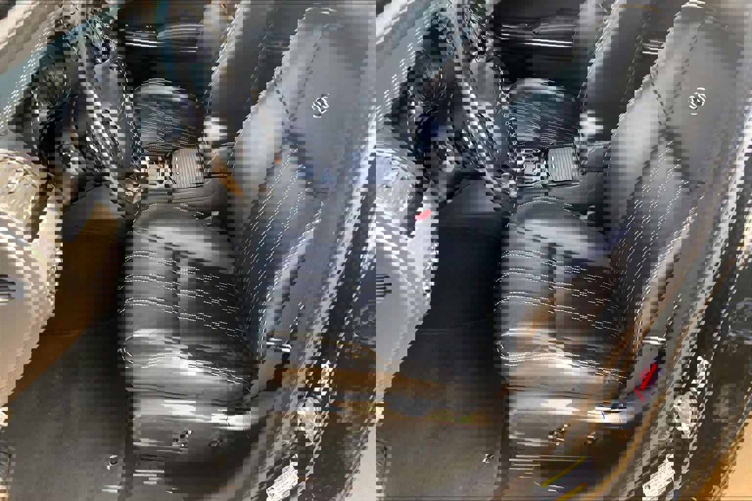 Used 2020 Chrysler 300 S image 8