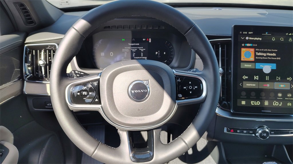 New 2026 Volvo XC90 B6 Core image 11