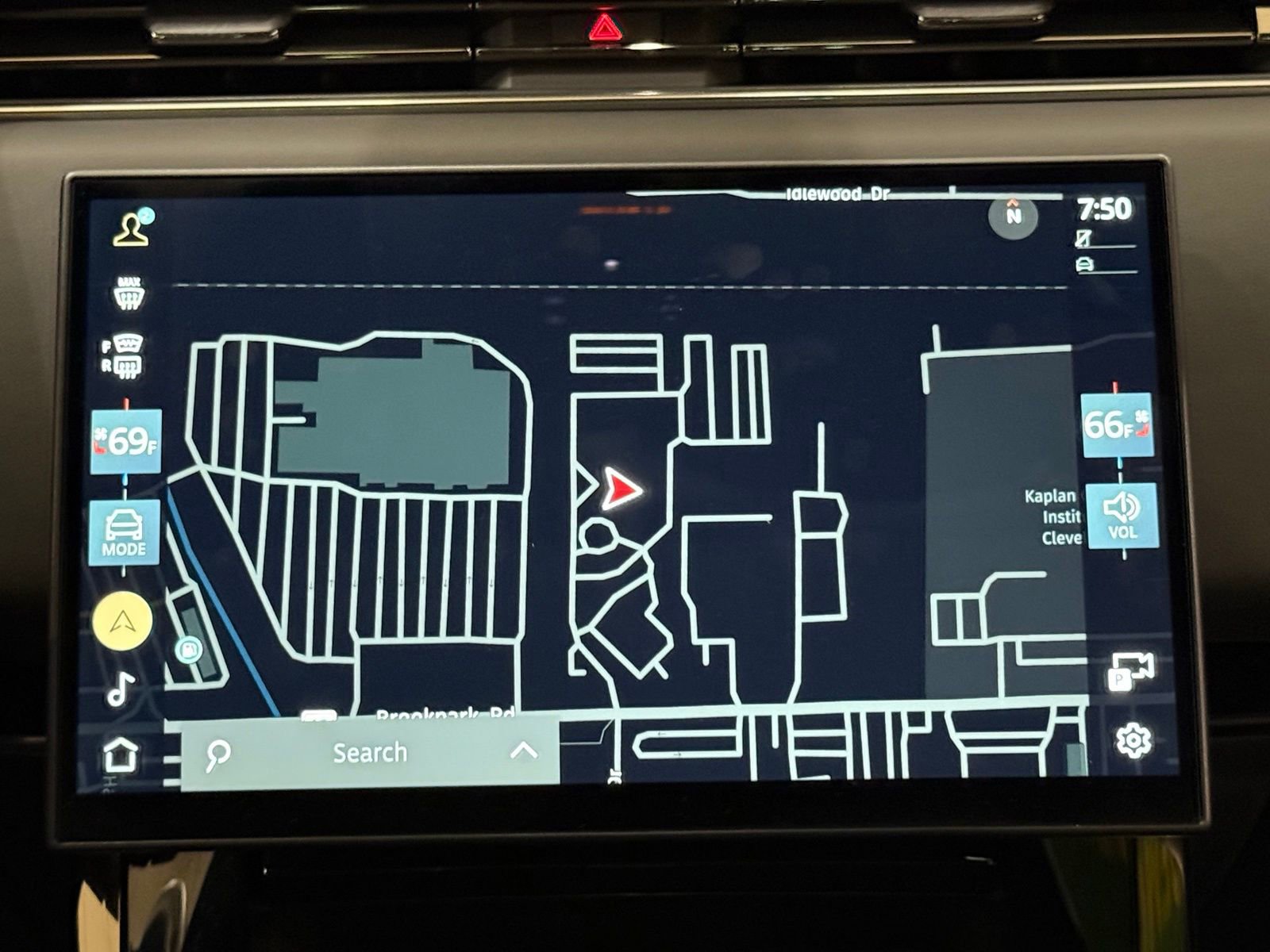 New 2025 Land Rover Range Rover Sport image 21