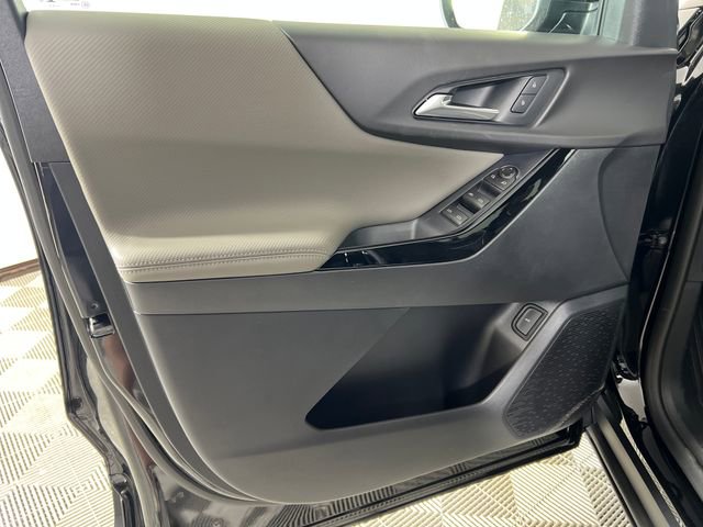 New 2026 Chevrolet Equinox LT w/ Convenience Package II FWD image 10