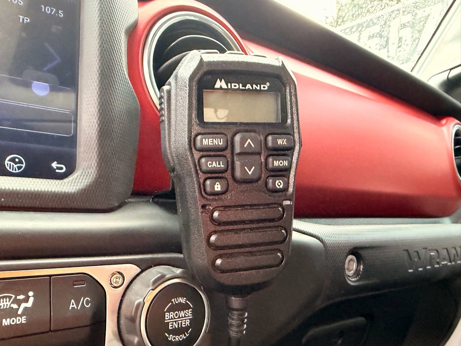 Used 2018 Jeep Wrangler Unlimited Rubicon image 17