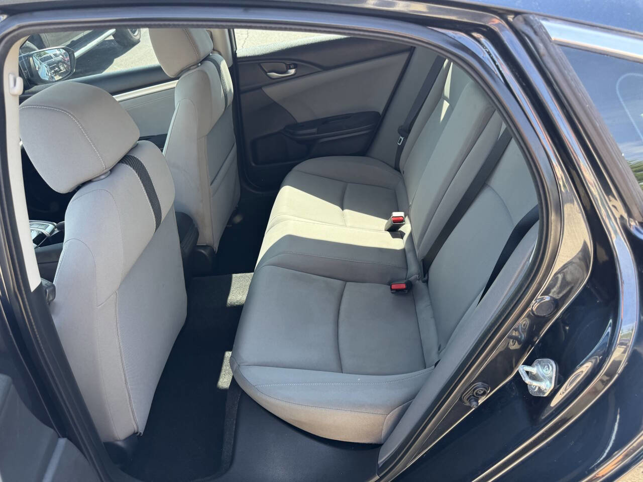 Used 2018 Honda Civic EX image 19