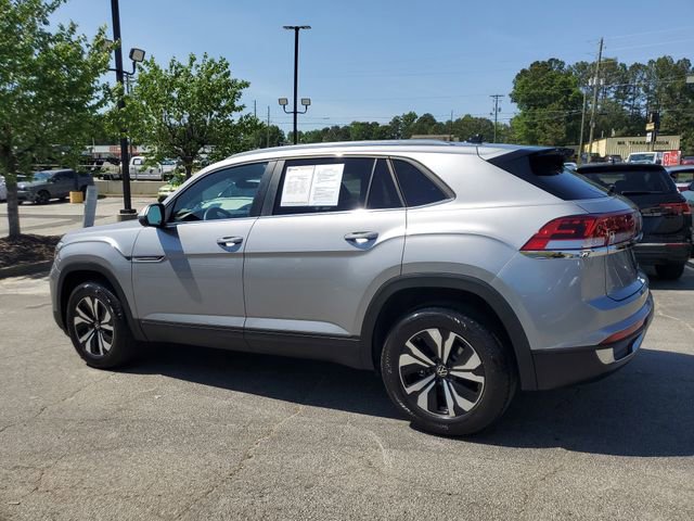Certified 2025 Volkswagen Atlas Cross Sport SE image 6