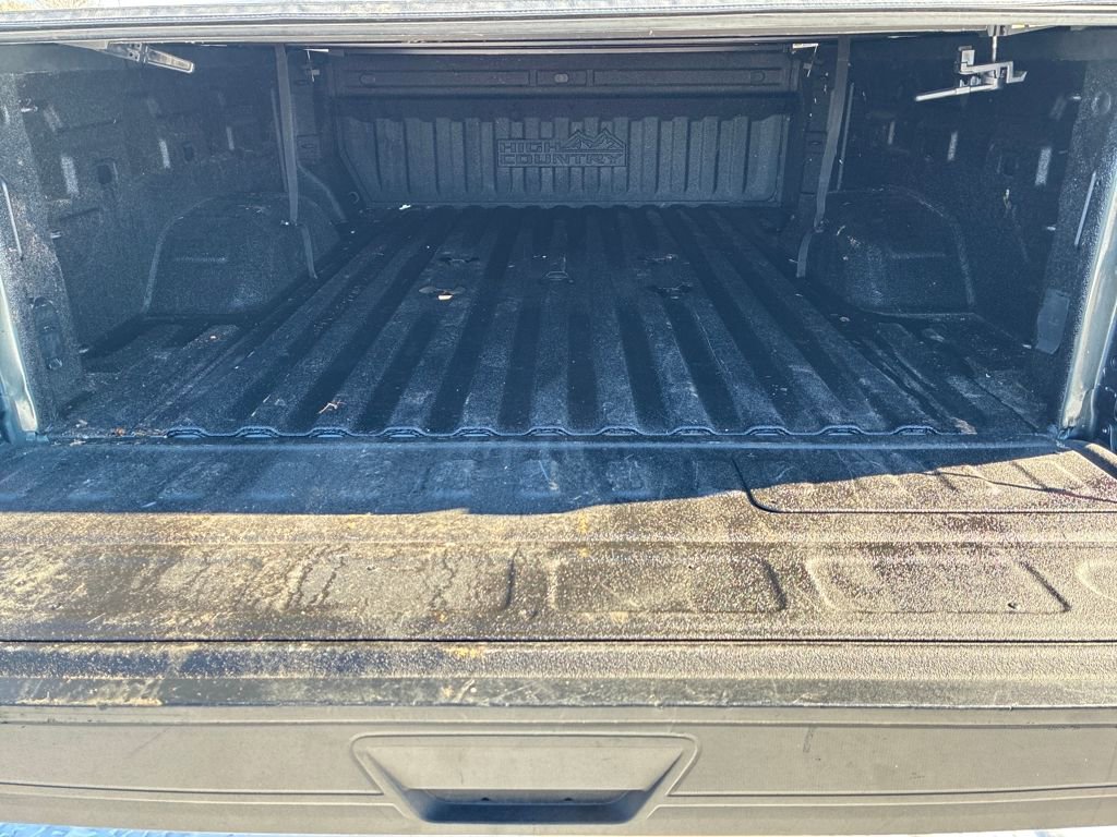 Used 2020 Chevrolet Silverado 2500 High Country w/ Technology Package image 23