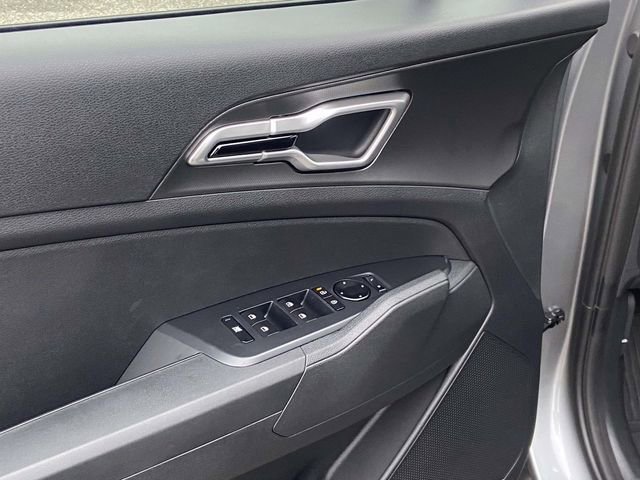 New 2026 Kia Sportage LX FWD image 13