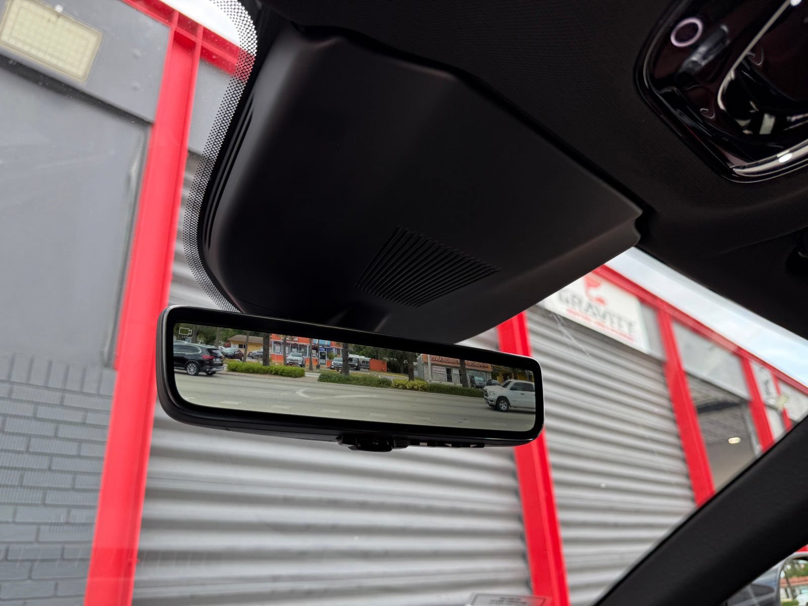 Used 2025 Ferrari Purosangue AWD/4WD image 52