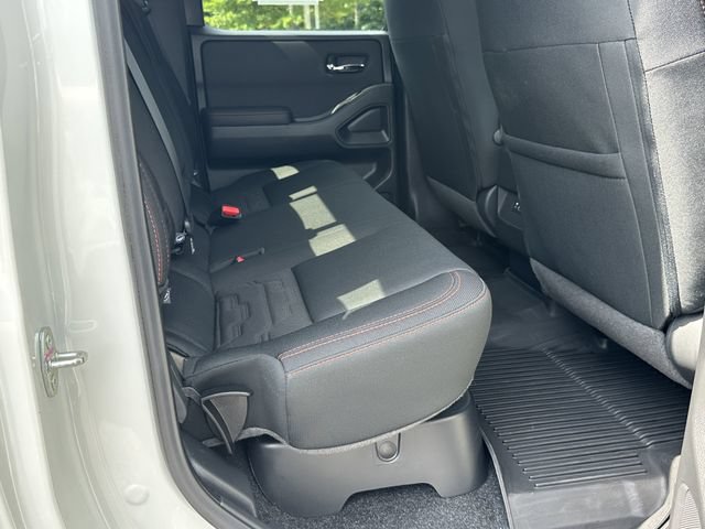 Certified 2024 Nissan Frontier PRO-4X w/ Technology Package AWD/4WD image 17
