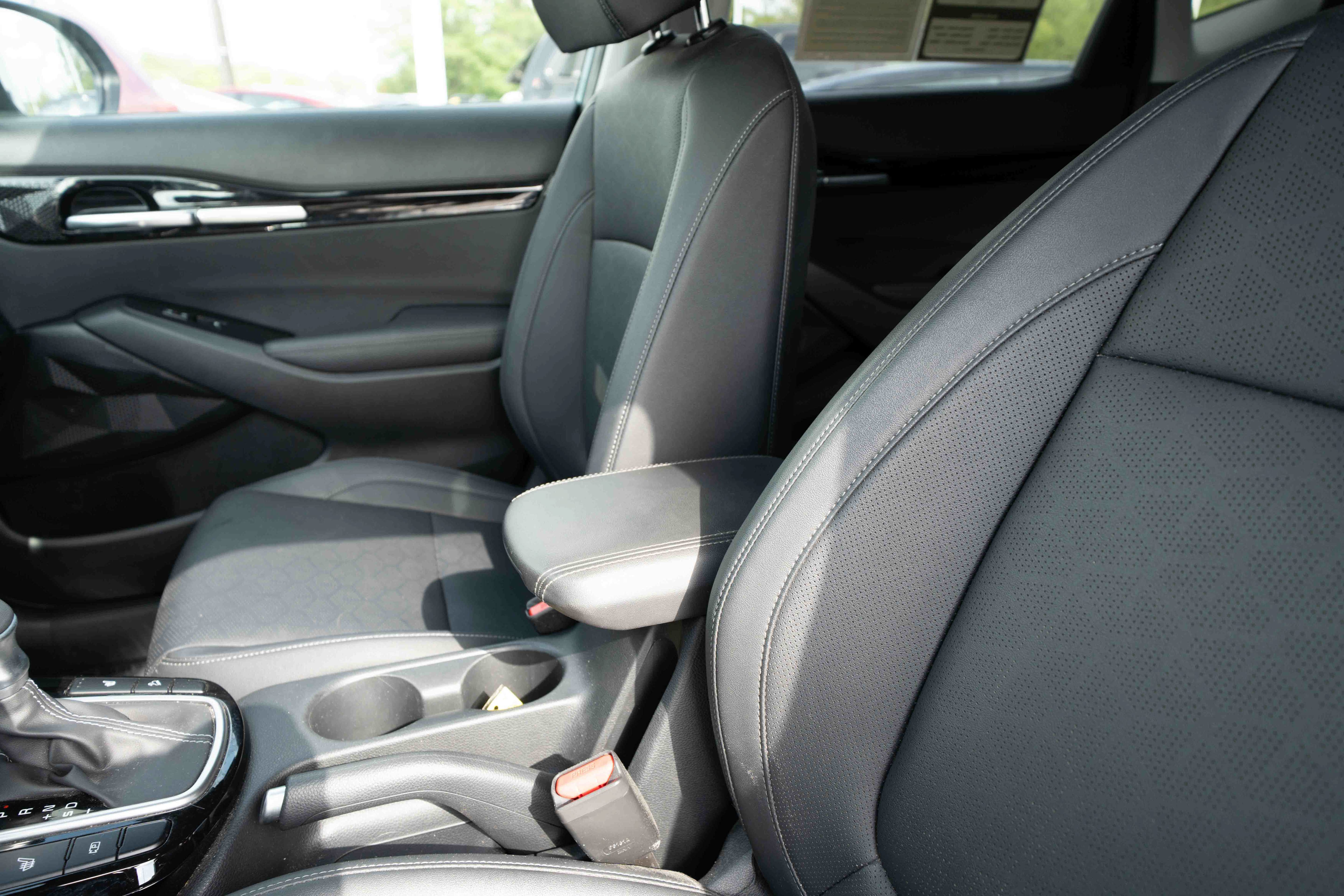 Used 2024 Kia Seltos EX FWD image 10