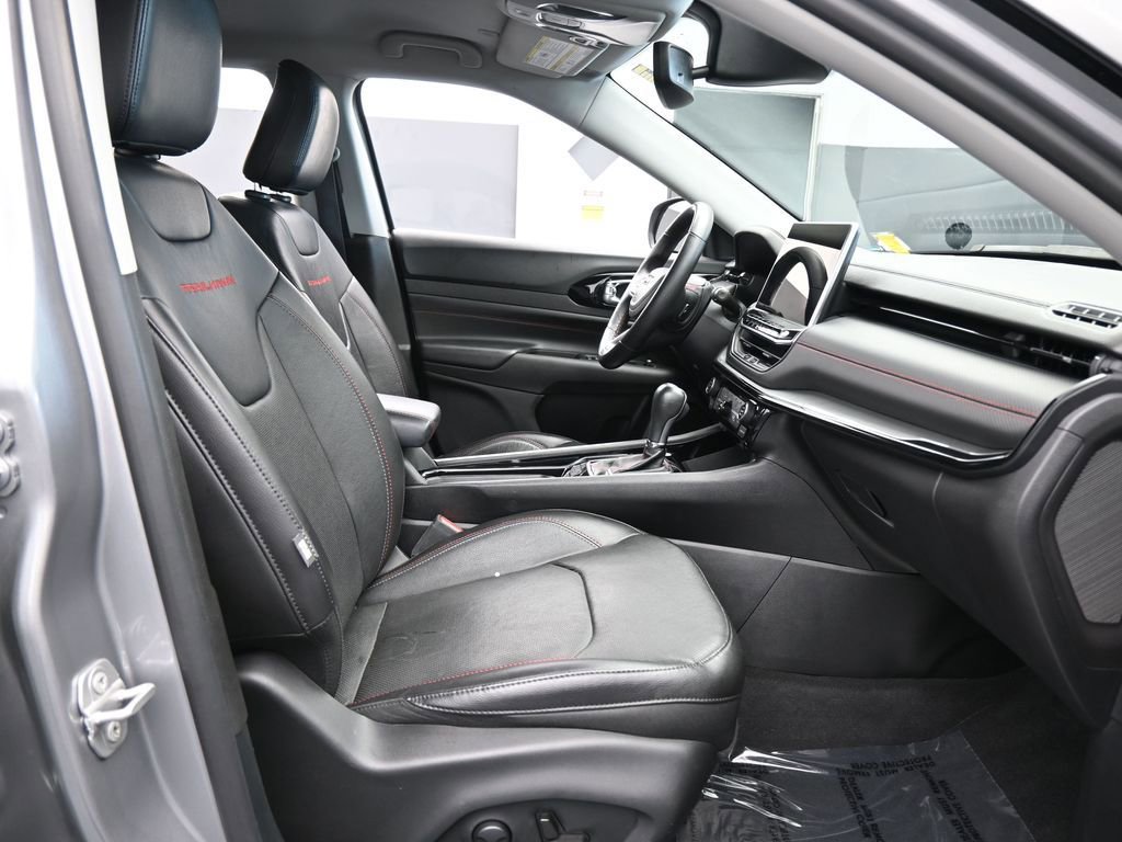 Used 2022 Jeep Compass Trailhawk w/ Trailhawk Elite Group image 48