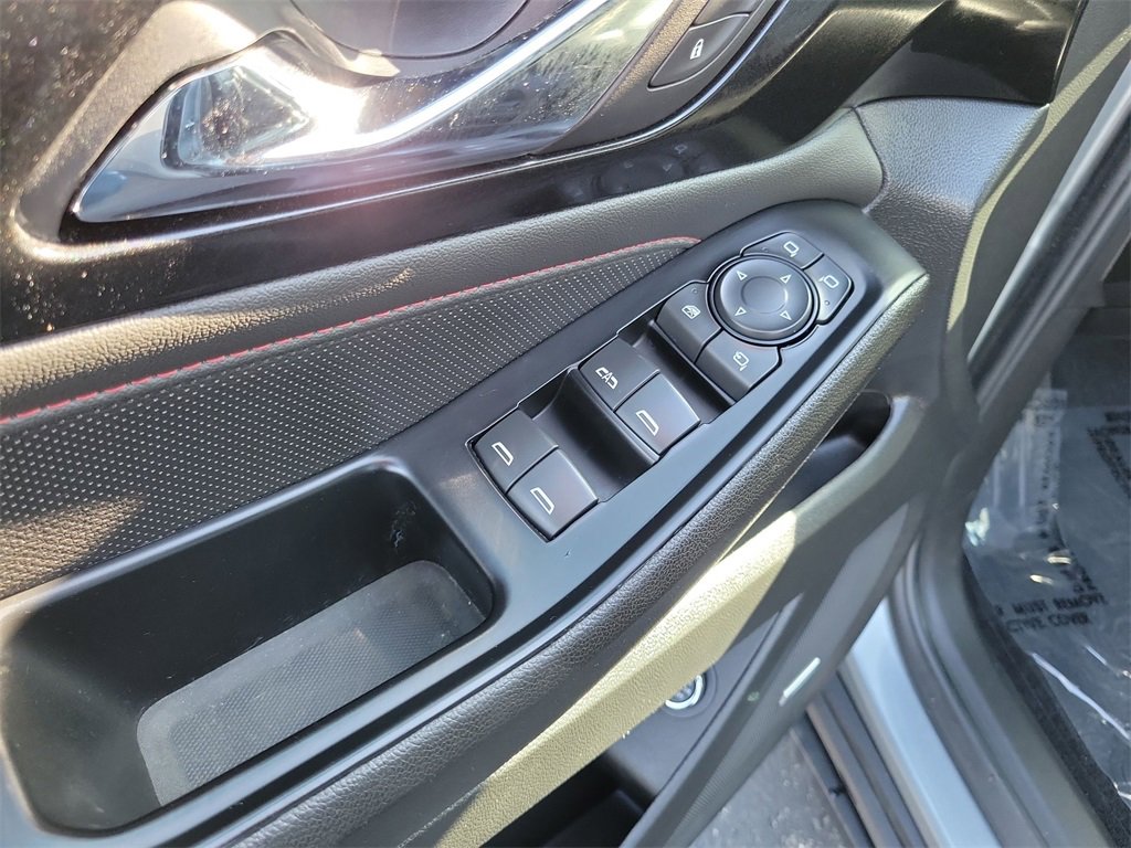 Certified 2023 Chevrolet Traverse RS w/ LPO, Floor Liner Package image 23