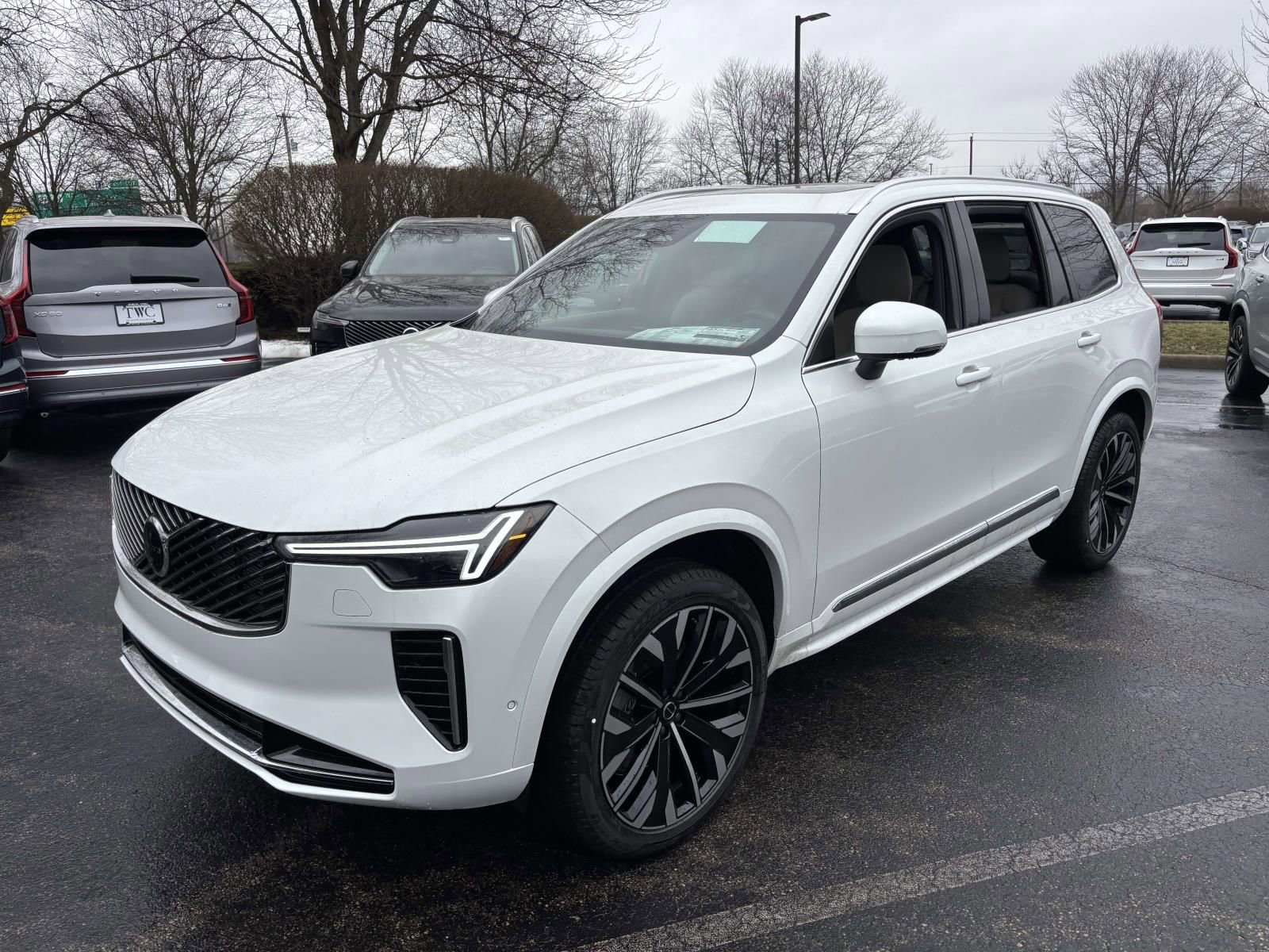 New 2026 Volvo XC90 B6 Plus w/ Protection Package Premier image 3