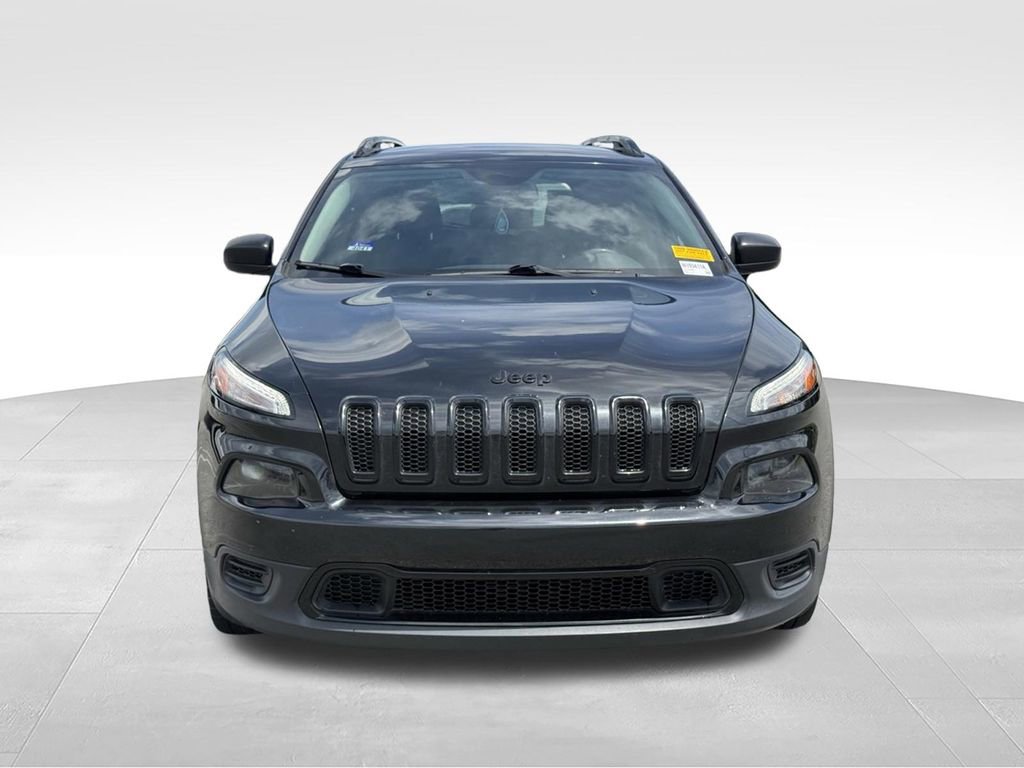 Used 2016 Jeep Cherokee Sport FWD image 22