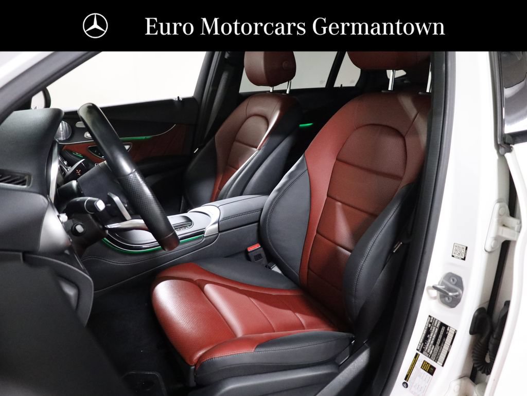 Used 2021 Mercedes-Benz GLC 300 4MATIC Coupe image 24