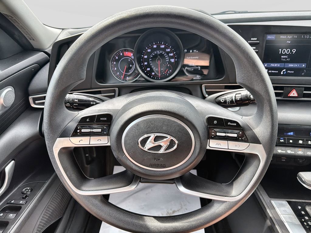 Certified 2023 Hyundai Elantra SEL FWD image 18