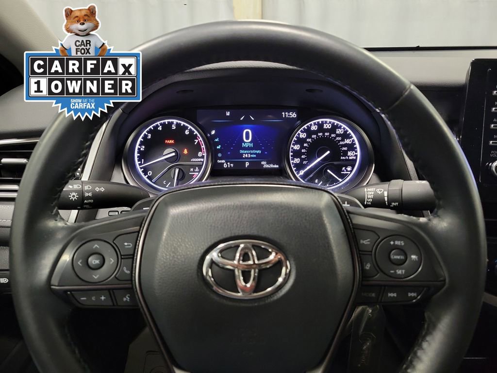 Used 2022 Toyota Camry SE image 14