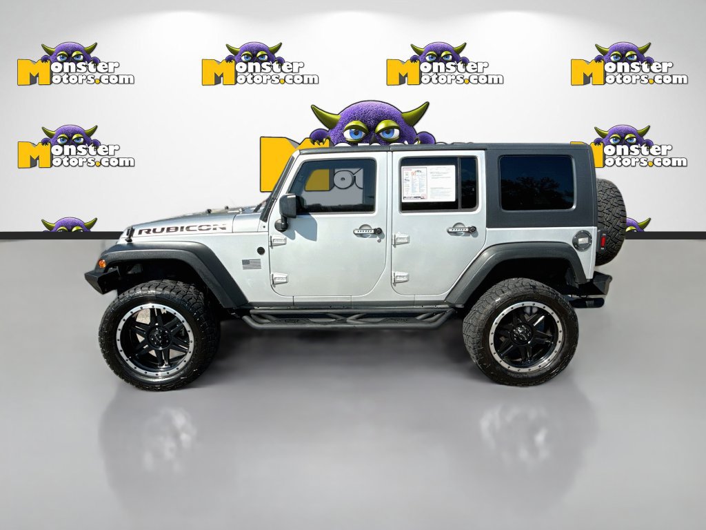 Used 2008 Jeep Wrangler Unlimited Rubicon w/ Dual Top Group AWD/4WD image 8