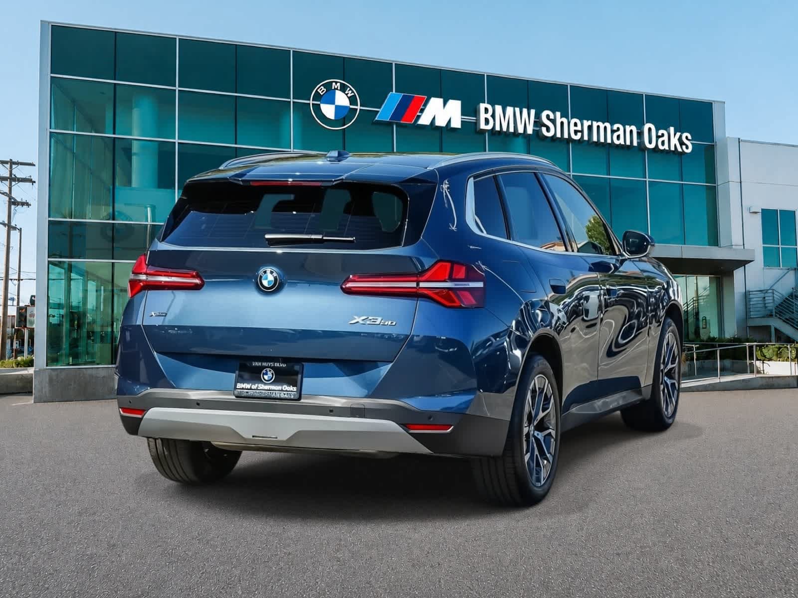 Used 2026 BMW X3 xDrive30i AWD/4WD image 4