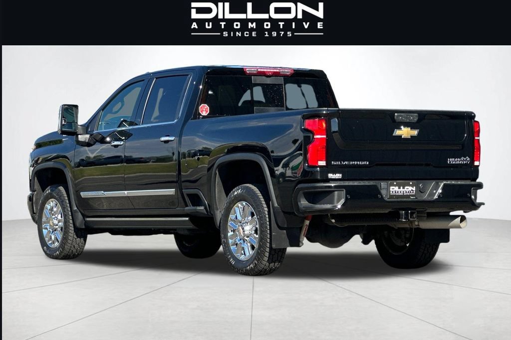 Used 2024 Chevrolet Silverado 2500 High Country w/ High Country Premium Package AWD/4WD image 6