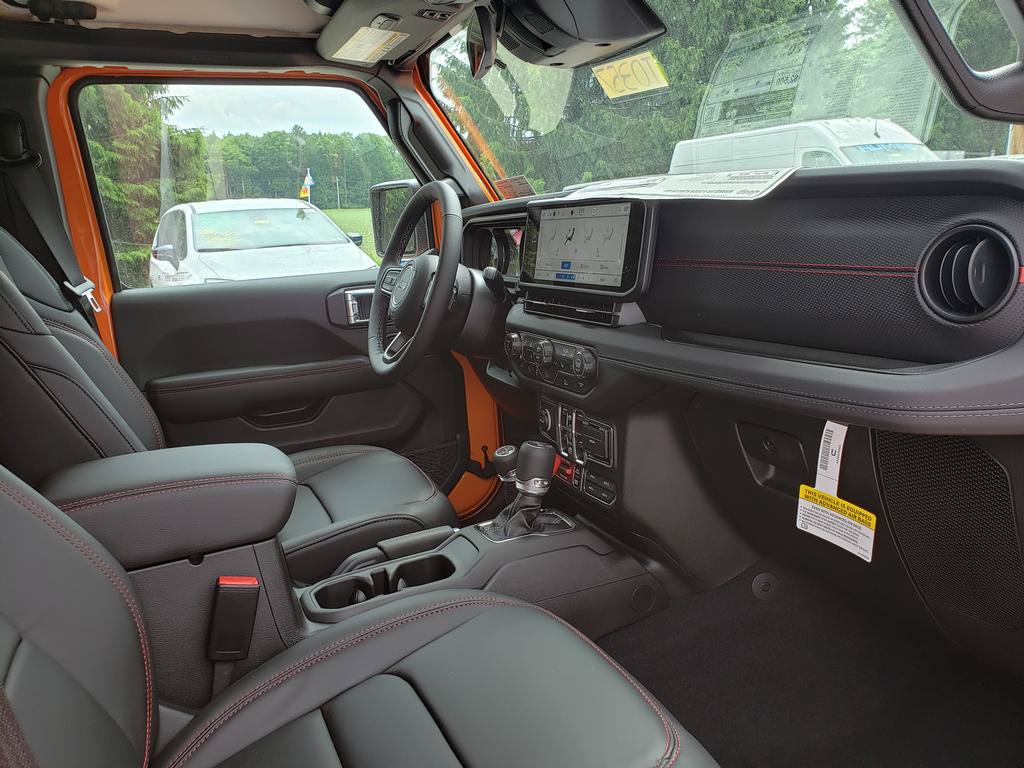 New 2026 Jeep Wrangler Unlimited Rubicon AWD/4WD image 20