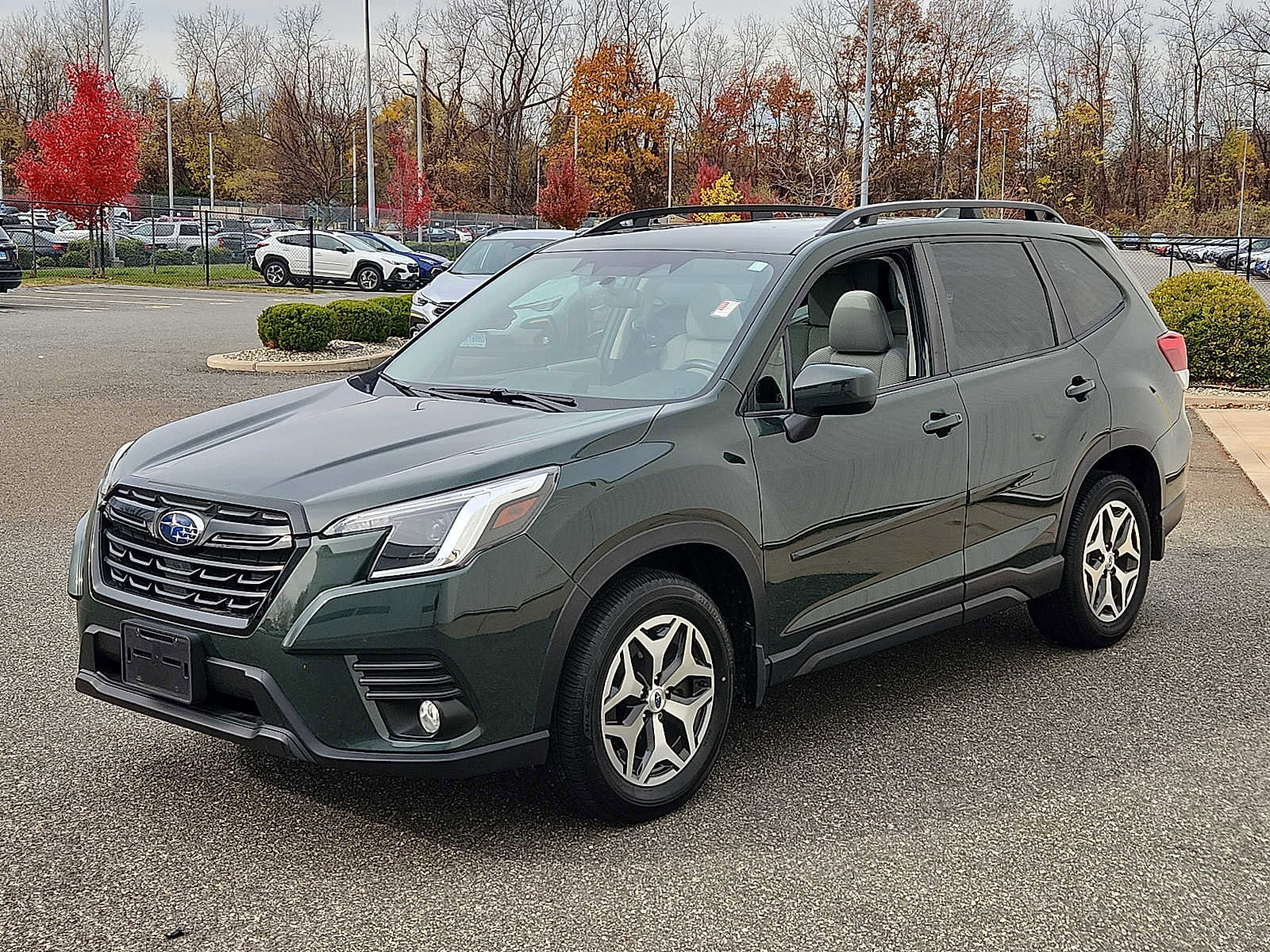 Used 2023 Subaru Forester Premium image 3