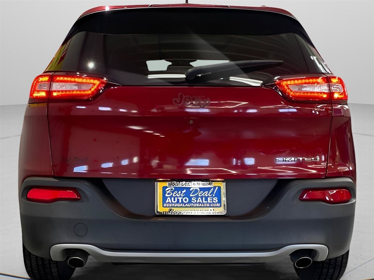 Used 2014 Jeep Cherokee Limited w/ Luxury Group FWD image 5