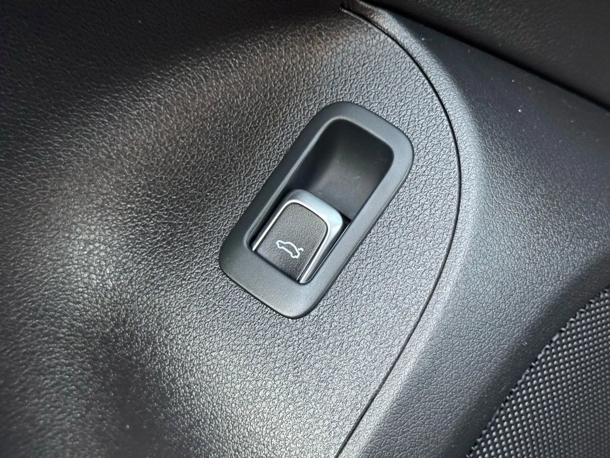 Used 2017 Audi Q5 2.0T Premium image 35