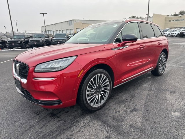 Used 2022 Lincoln Corsair Reserve w/ Equipment Group 201A image 3