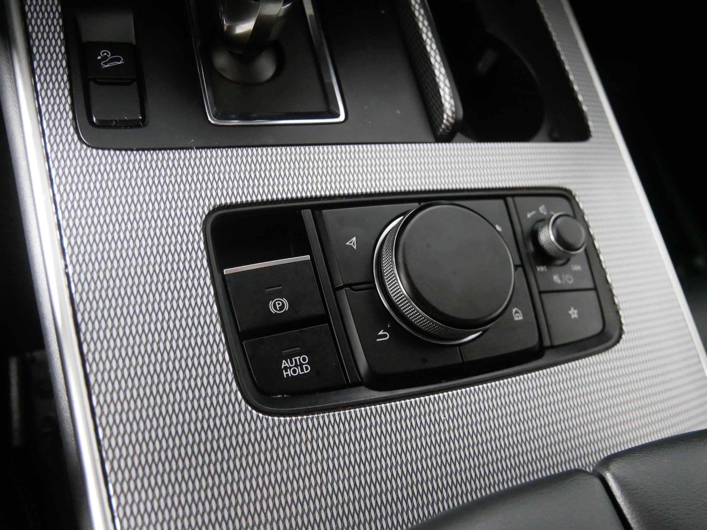 Certified 2025 MAZDA CX-70 3.3 Turbo w/ Preferred Package image 31