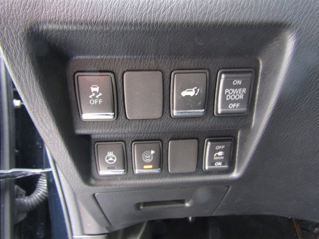 Used 2017 INFINITI QX60 Luxe w/ Deluxe Technology Package image 32