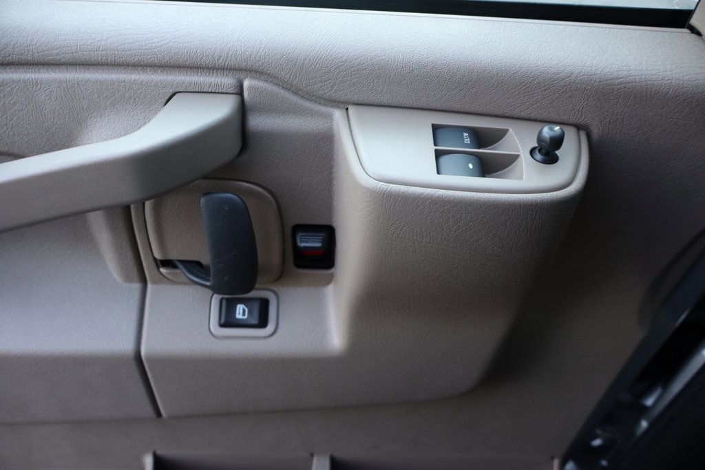 New 2025 Chevrolet Express 3500 w/ Driver Convenience Package image 14